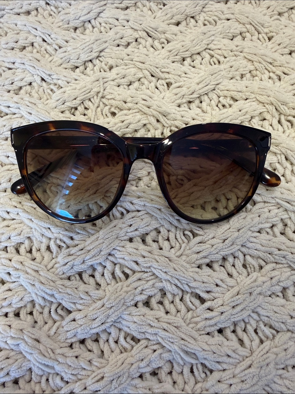 Calvin Klein Classic Tortoiseshell Women's Sunglasses - Brown Lenses